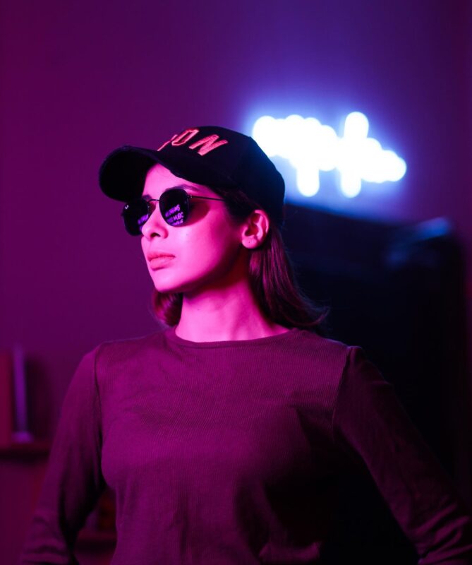 Neon Light Photography Dubai – Modern Studio Portraits with Cinematic Glow & Mood