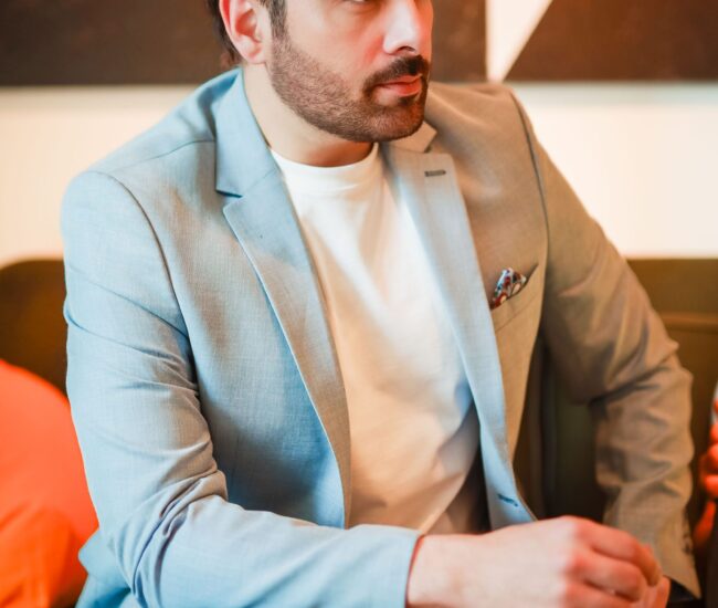 High Fashion Photoshoot Dubai – Creative Concepts & Expert Posing for Models & Brands