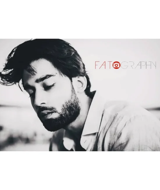 Elegant Black and White Photoshoot Dubai – Professional Portraits by Fatography Studio