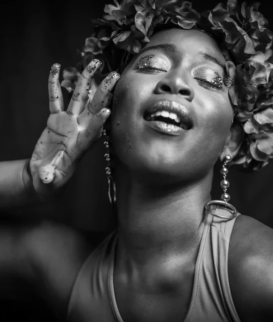 Elegant Black and White Photoshoot Dubai – Professional Portraits by Fatography Studio