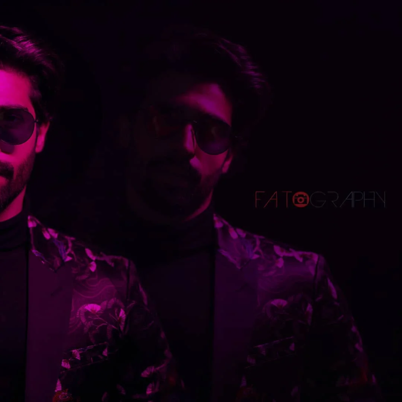 Neon Light Photography Dubai – Modern Studio Portraits with Cinematic Glow & Mood