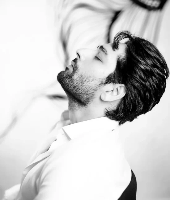 Elegant Black and White Photoshoot Dubai – Professional Portraits by Fatography Studio