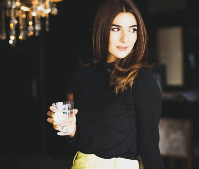 High Fashion Photoshoot Dubai – Creative Concepts & Expert Posing for Models & Brands