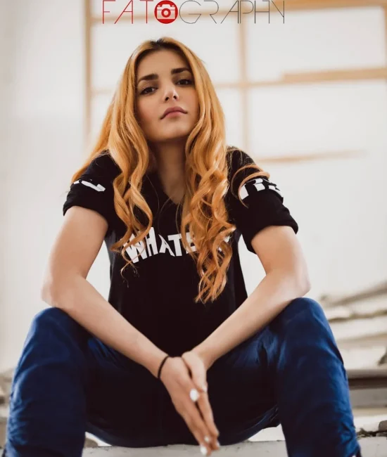 Momina-Mustehsan-Fatography-17-r9zo6u1b887fu55try4efrsllcb69vi29ruwrhz1es