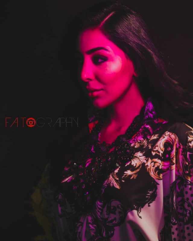 Neon Light Photography Dubai – Modern Studio Portraits with Cinematic Glow & Mood