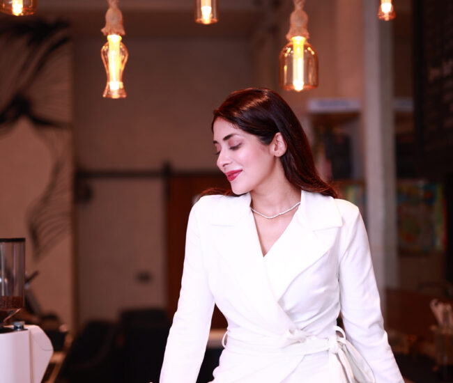 High Fashion Photoshoot Dubai – Creative Concepts & Expert Posing for Models & Brands