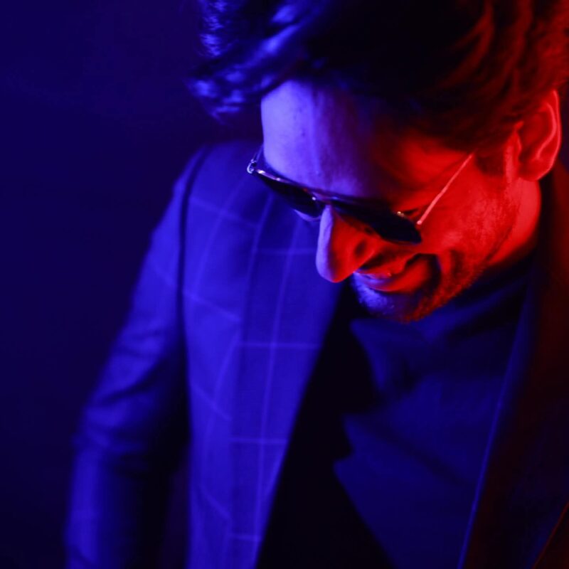 Neon Light Photography Dubai – Modern Studio Portraits with Cinematic Glow & Mood