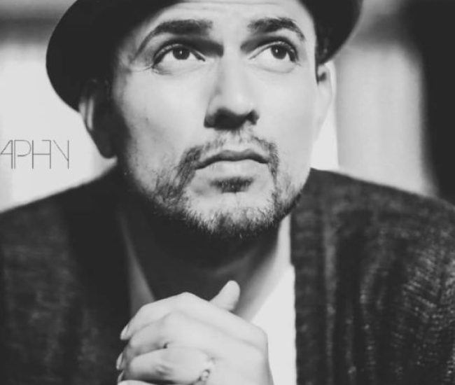 Elegant Black and White Photoshoot Dubai – Professional Portraits by Fatography Studio