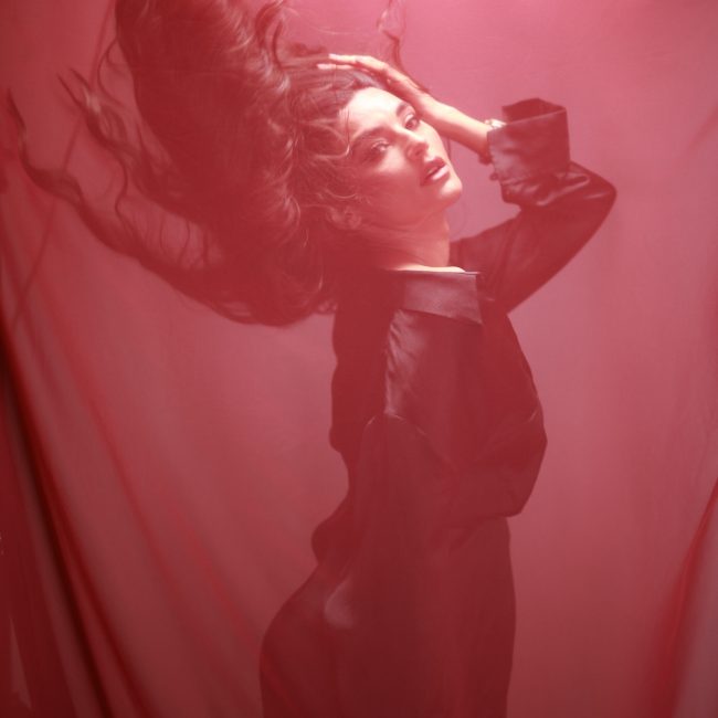 Celebrity Photographer Dubai – Exclusive Shoots for Actors, Models & Public Personalities
