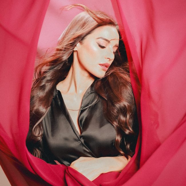 Celebrity Photographer Dubai – Exclusive Shoots for Actors, Models & Public Personalities