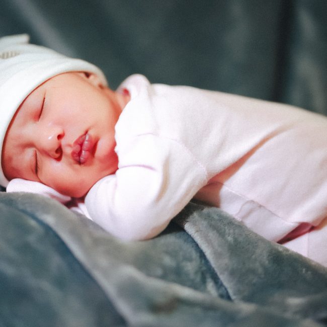 Baby Photography Dubai – Adorable Newborn Portraits Capturing Precious Early Moments