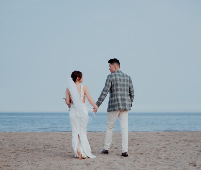 Laughter and candid expressions captured by Fatography pre wedding photography.