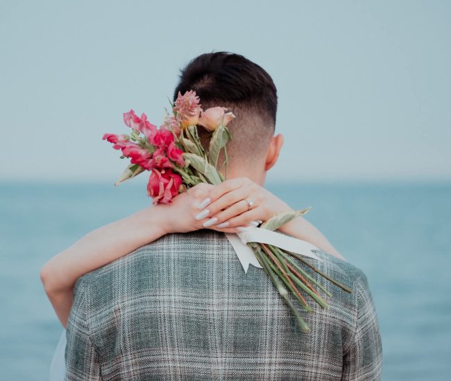 Fatography pre wedding photography in a natural garden setting.