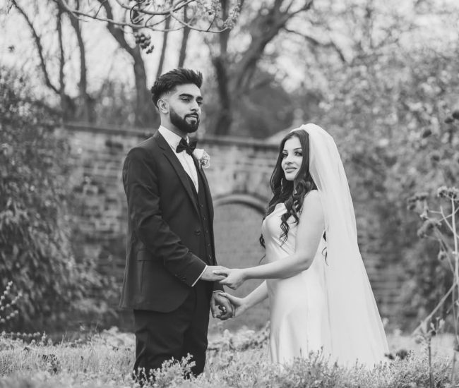 Timeless black and white couple pre-wedding photography