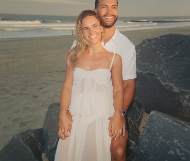 Couple posing with a bicycle during a Fatography pre wedding photoshoot.