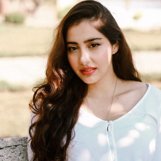 alina-khan-photoshoot