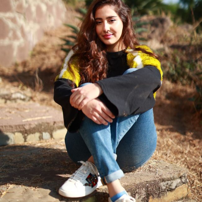 alina-khan